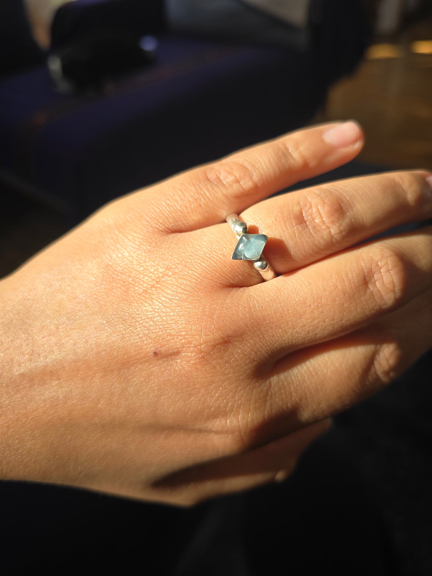 Anillo talla 15 colección Mar, rombo de Celestina encapsulada en plata 950