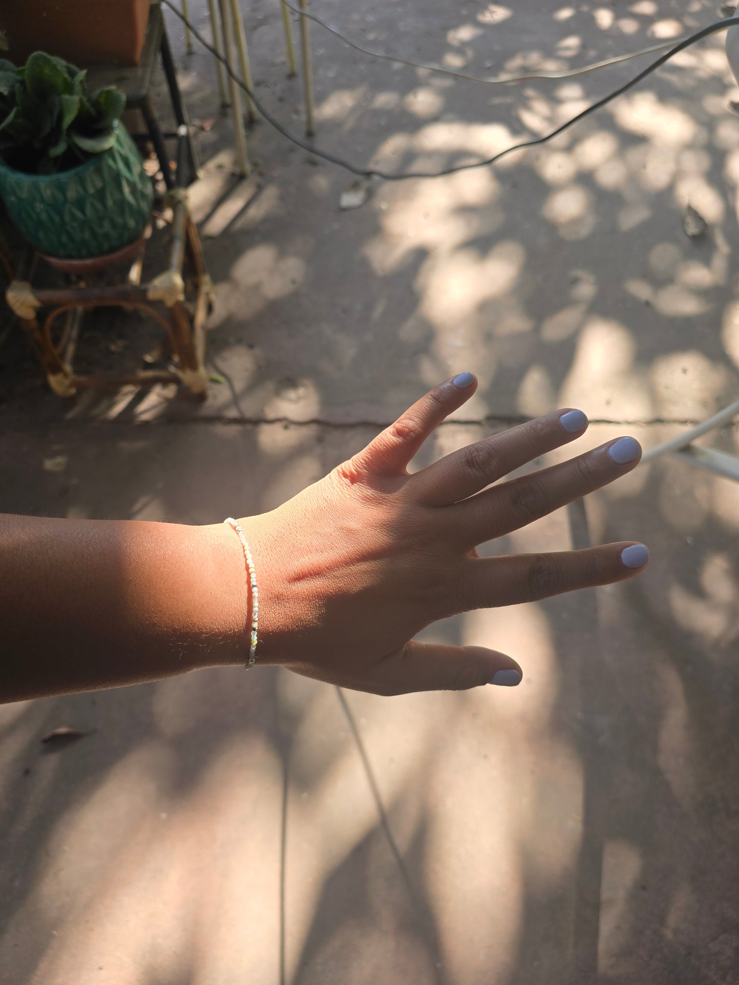 Pulsera delgada celestina y plata 950