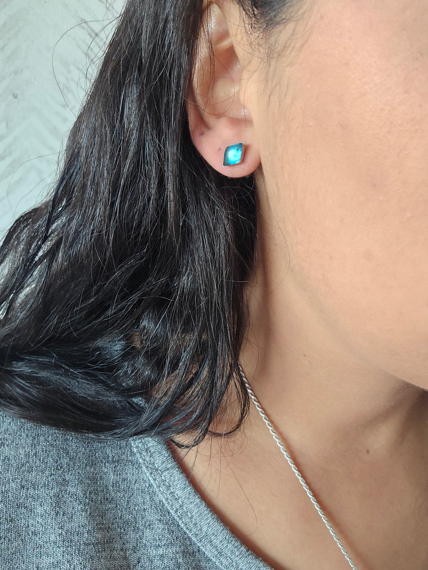 Top colección aros intercambiables rombo de ágata azul