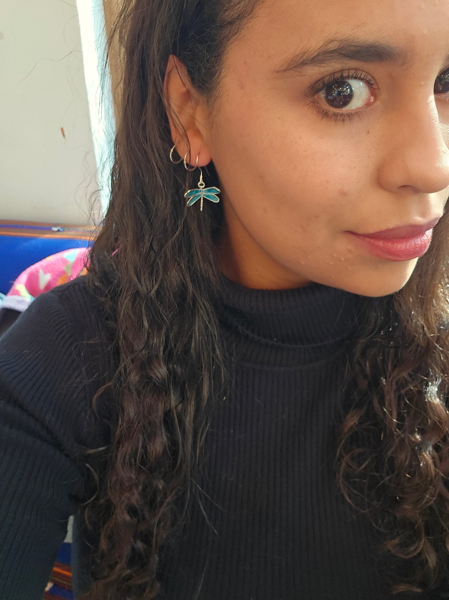 Libélula plata 950 gancho mediano encapsulada azul