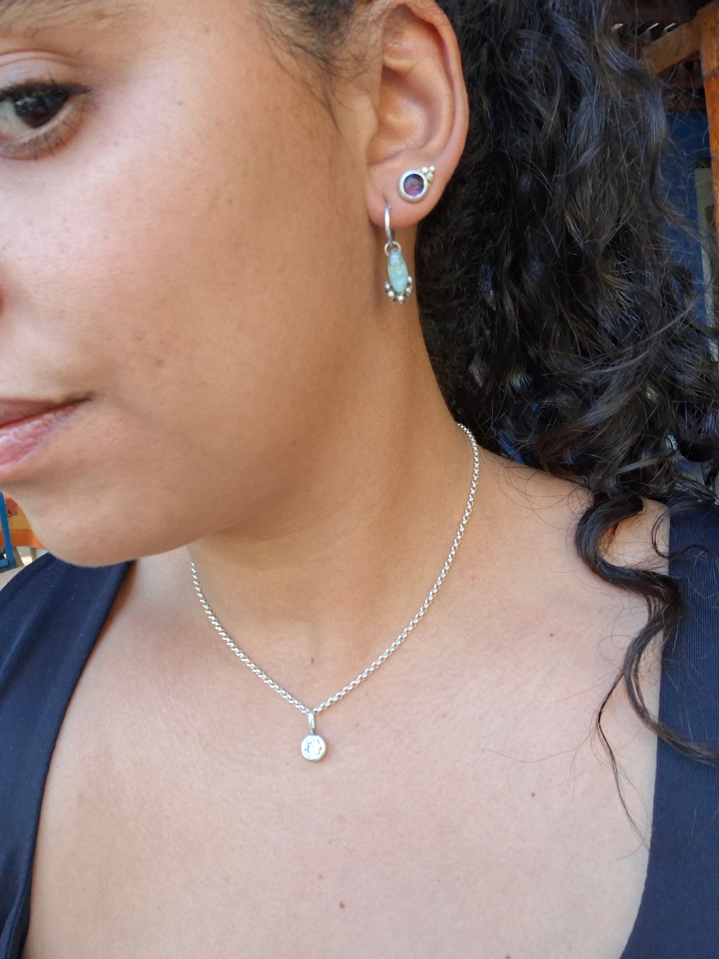 Aros con argolla sirena plata 950