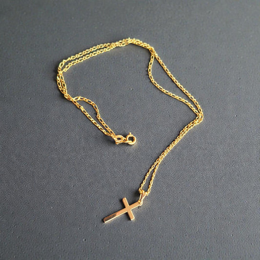 Cruz baño en oro + cadena