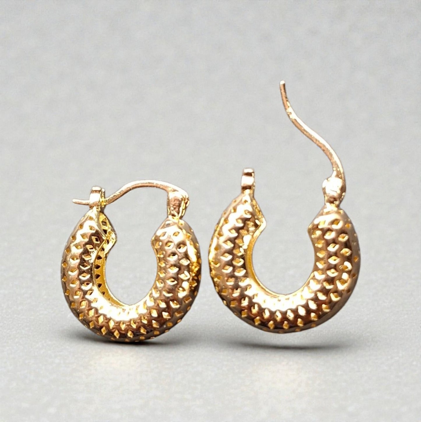 Aros argolla malla  baño en oro