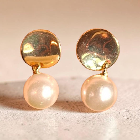 Aros circulo baño en oro perla artificial pegados