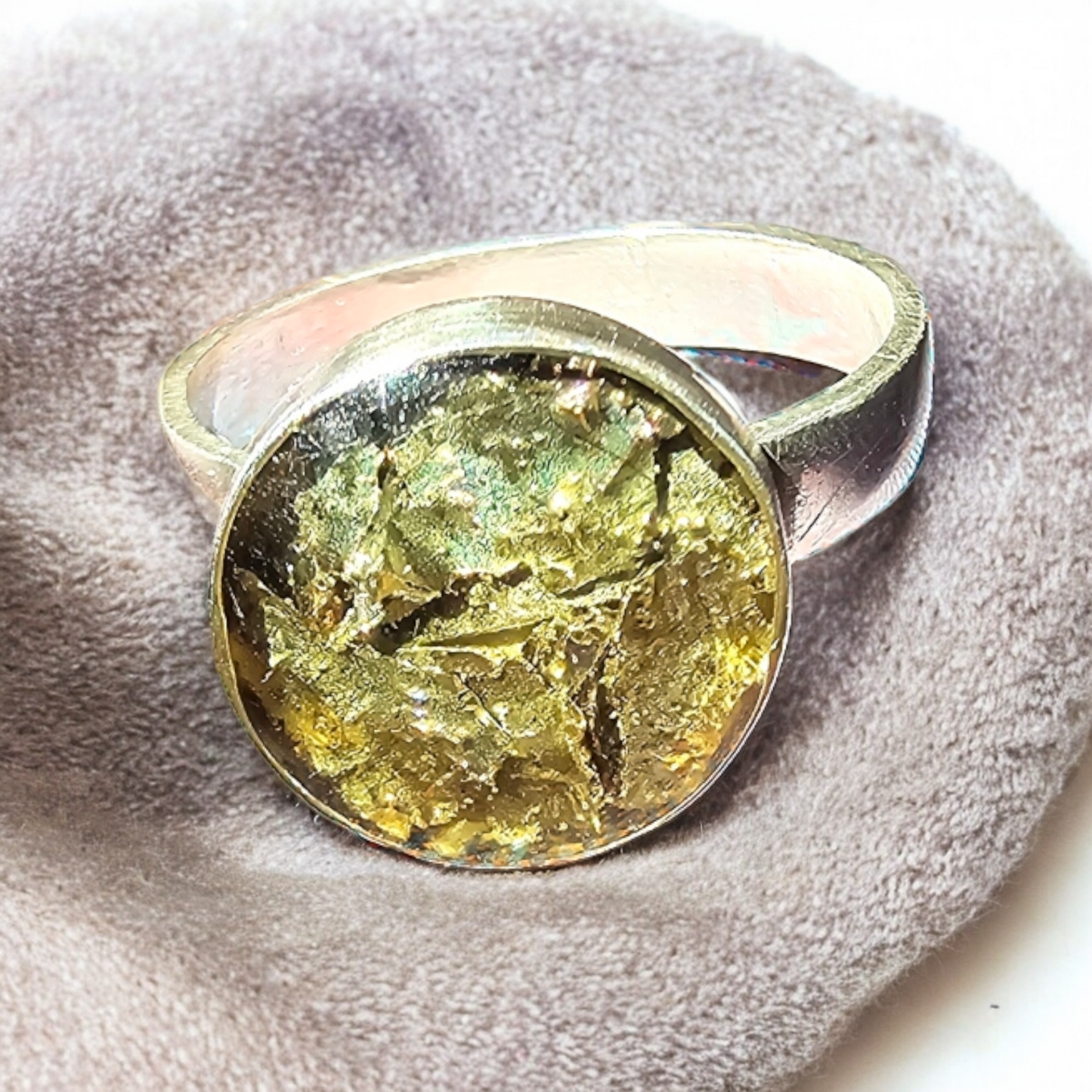 Anillo encapsulado de Bismuto *